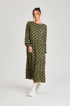 Billie Olive Floral Smock Dress