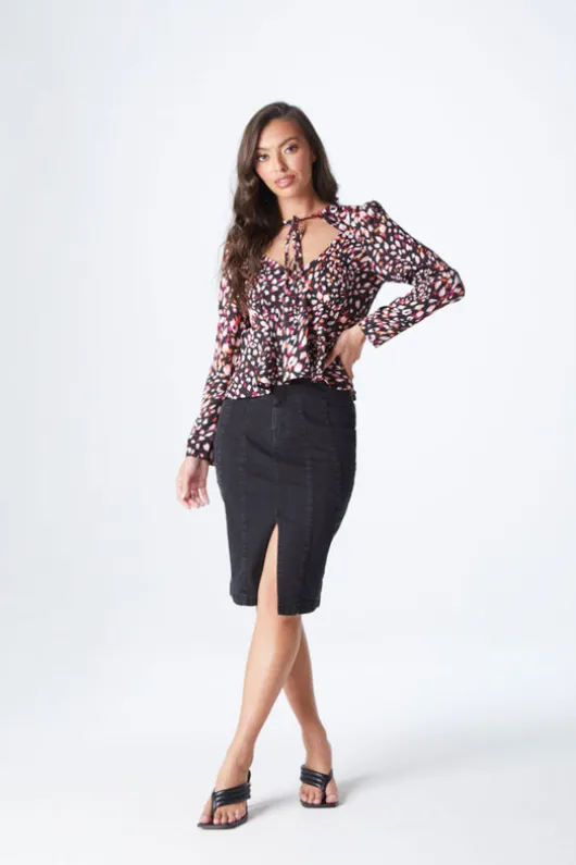 Black Aqua Yoke Seamed Skirt