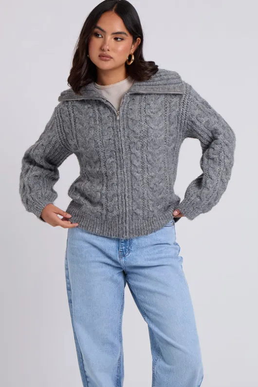 Chunky Cable Zip Up Cardigan