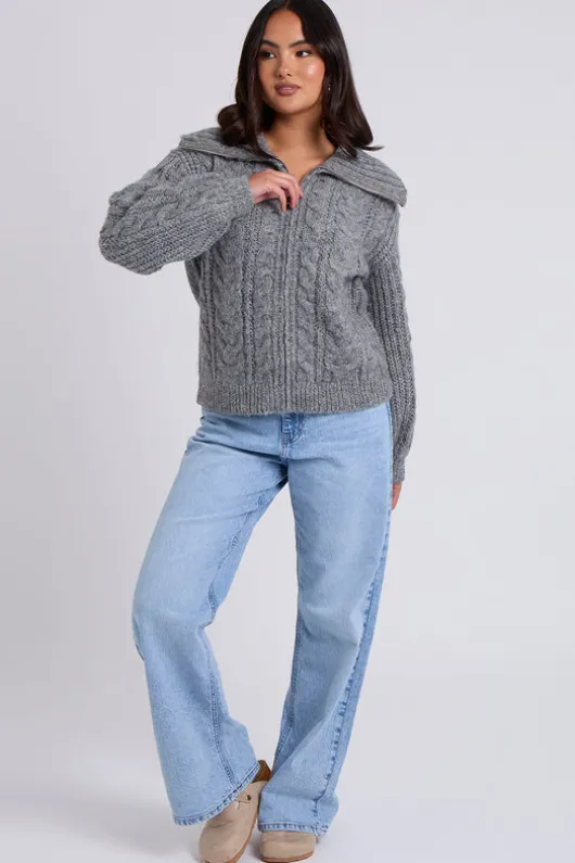 Chunky Cable Zip Up Cardigan