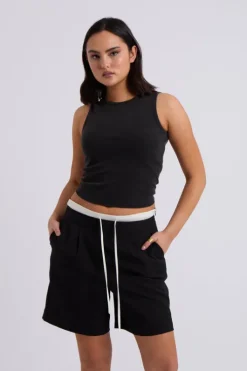 Double Waistband Bermuda Short