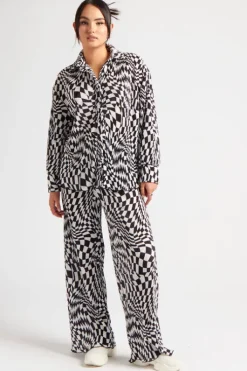 Geometric Plisse Wide Leg Trouser