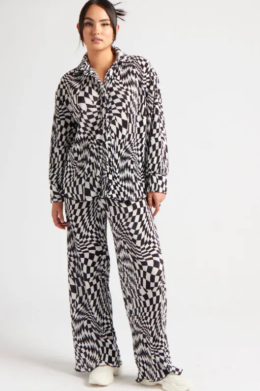 Geometric Plisse Wide Leg Trouser