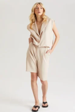Stone Tailored Bermuda Short